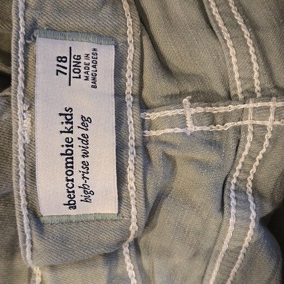 Abercrombie cargo pants - Picture 3 of 3